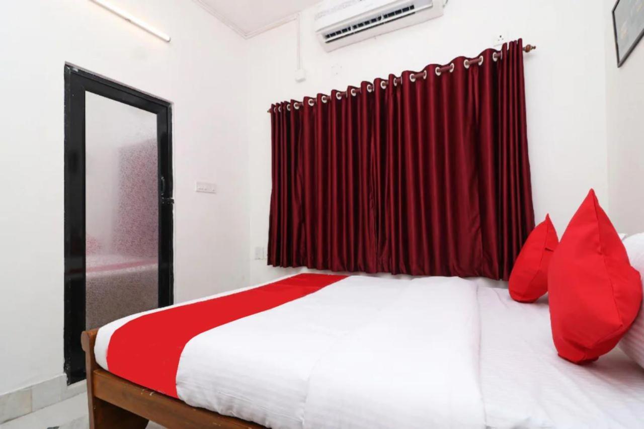 Goroomgo Hotel Manurama Ruby コルカタ エクステリア 写真